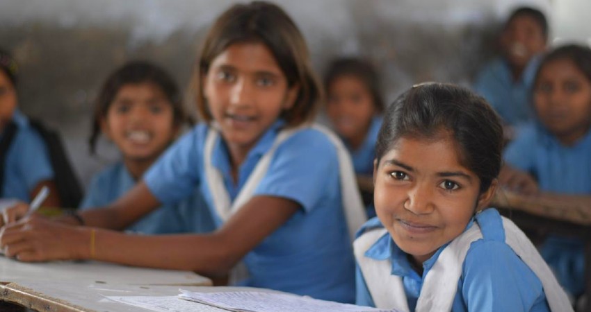 ‘लड़कियों की शिक्षा पर महामारी का असर’ ‘लड़कियों की शिक्षा पर महामारी का असर’